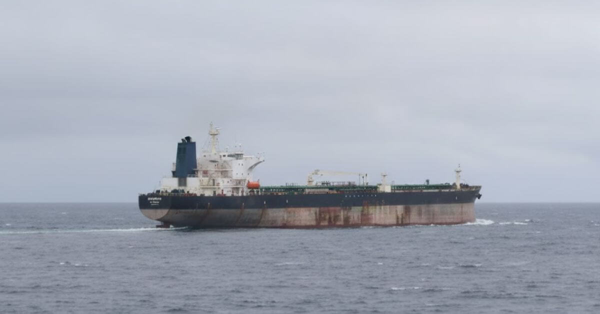 oil tanker