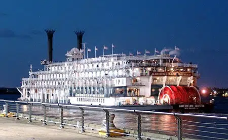 American Queen: The Largest Steamboat with Paddle Wheel Undergoes Refit