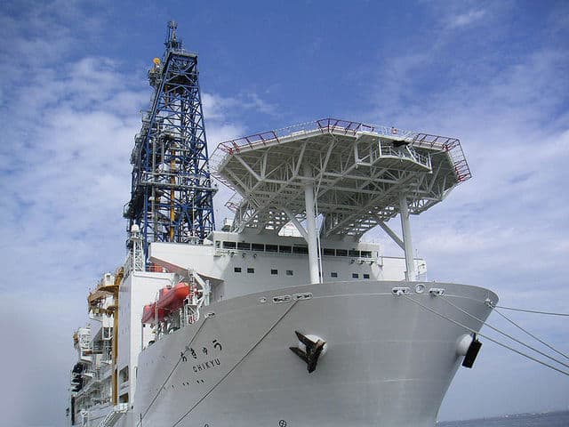 D/V Chikyu Hakken : The “Godzilla” Drill Ship of Japan