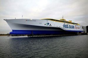 The Benchijigua Express – Is this the Largest Trimaran Ferry?