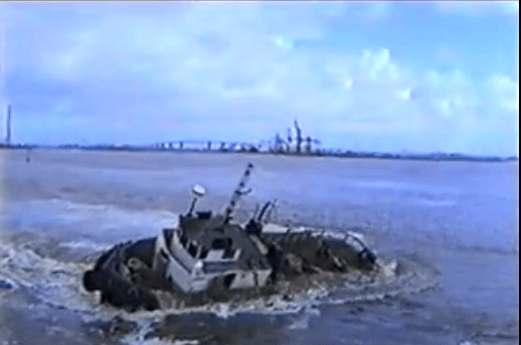 Raw Video : Tug Boat Almost Tips Over While Towing a Ship