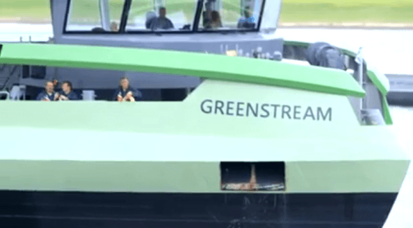 Video: Maiden Voyage Of The World’s First 100% LNG Powered Barge into Germany