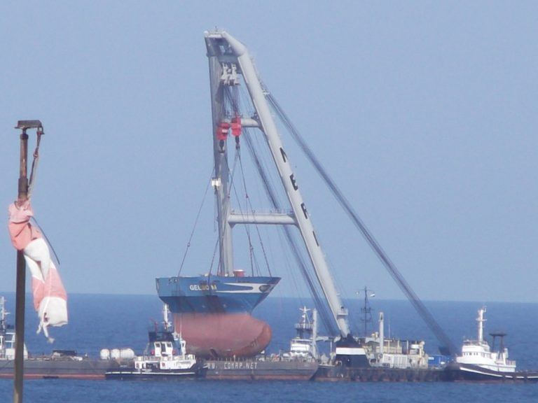 Picture of the Day: Salvage Operation of Chemical Tanker