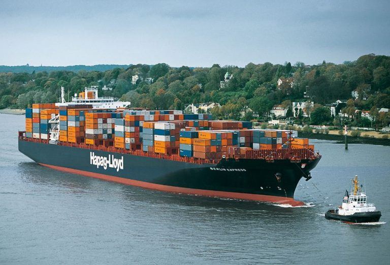Hapag-Lloyd Orders Five 10,500 TEU Container Ships For More Panama Canal Trade
