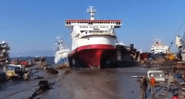 Watch: Big Ship Crashes Into Beach for Scrapping and Recycling