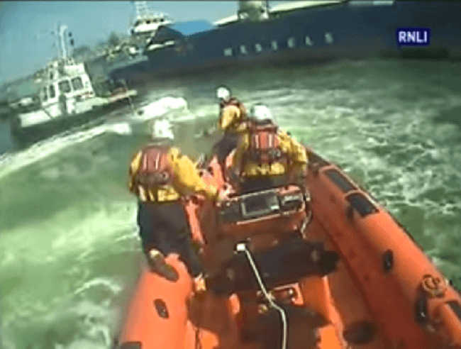 Video: Lifeboat Crew Stops Out of Control Speedboat