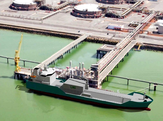 World’s First LNG Bunkering Vessel to be Built by HHIC