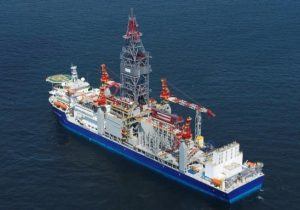 Industrys-First-LNG-Fueled-Drillship-Taking-Shape