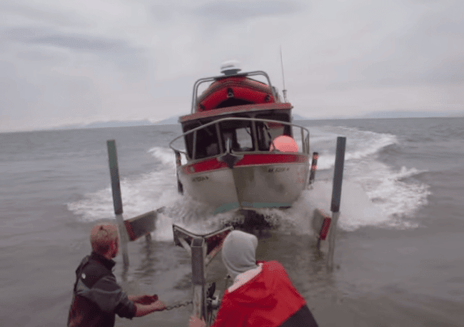 Watch: Fishing Boat At High Speed Parked Without A Dock