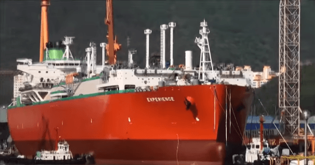 Video: World’s Largest Floating Storage and Regasification Unit FSRU – The Experience