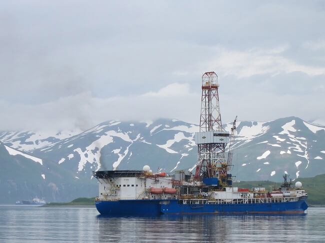 Arctic Oil Rig Departs Seattle-Area Port Despite Protest