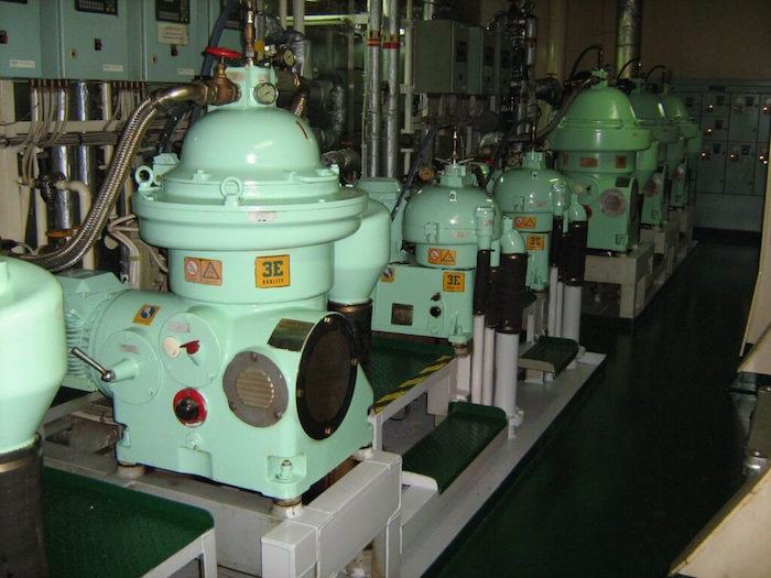 High speed centrifuge