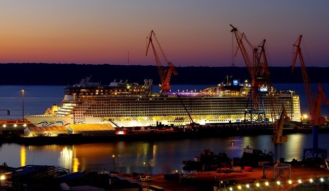Cruise Ship Norwegian Epic’s Scheduled Drydock At Damen [Photos & Video]