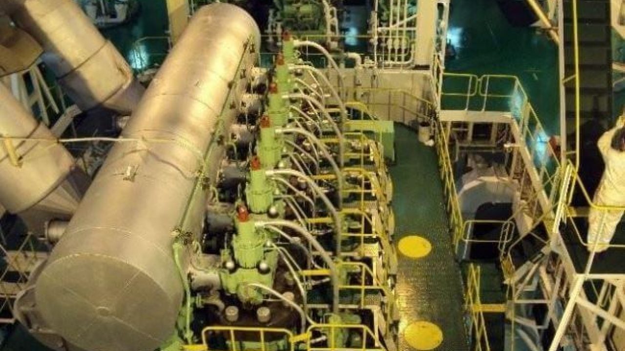 Real Life Accident: Ship's Engine Room Flooded In 10 Minutes