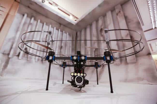 droneinacargohold