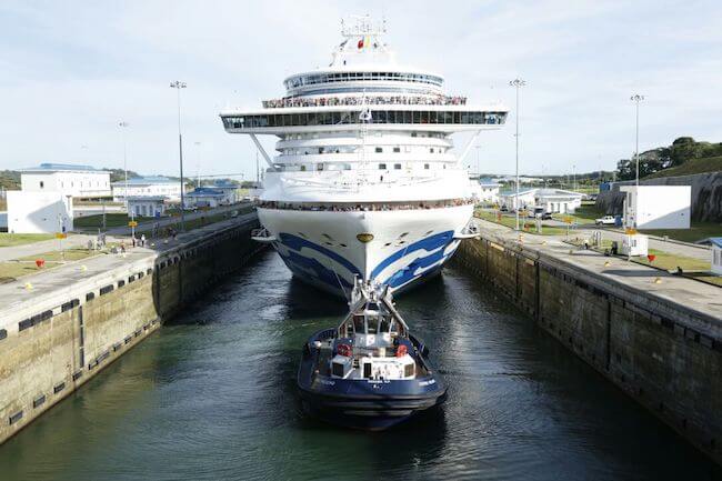 Photos: First Cruise Of 2017-2018 Season Transits The Expanded Panama Canal