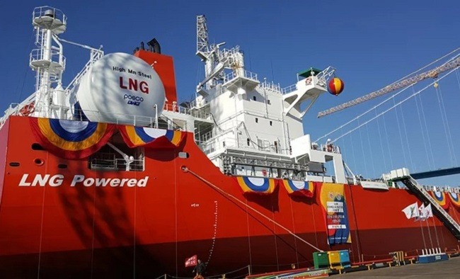 Delivery of World’s First LNG-Fuelled Bulk Carrier Announced