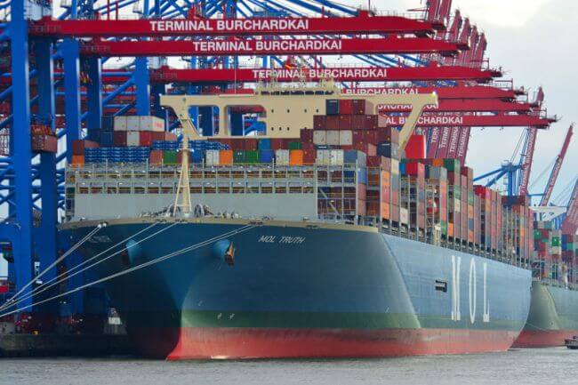 MOL ‘Truth’, One Of The World’s Largest Container Ship Built In Japan Wins ‘Ship Of The Year 2017’