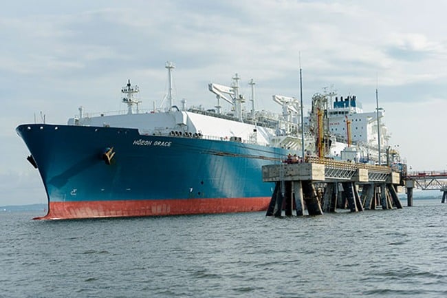 Höegh LNG And Egas Agree To Amendment Of Höegh Gallant Time Charter