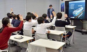 MOL Welcomes Junior High Students for Career Study Program at Head Office