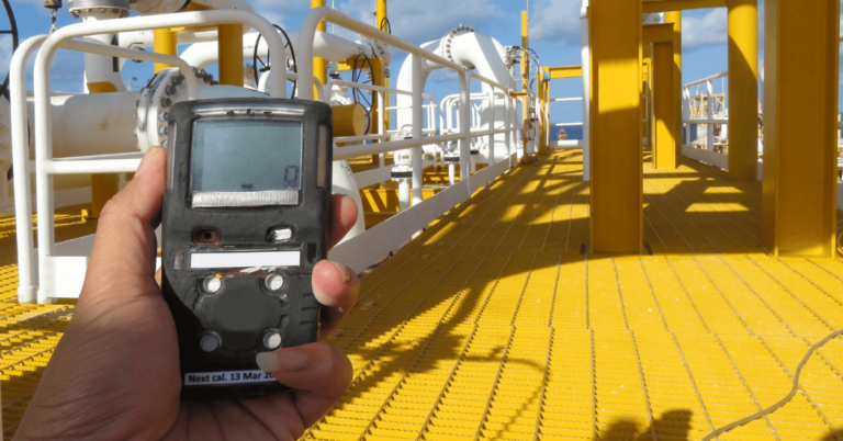 Construction and Working of an Explosimeter Used on Ships