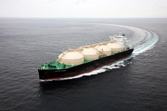 NYK Names New LNG Carrier ‘Marvel Crane’ At MHI