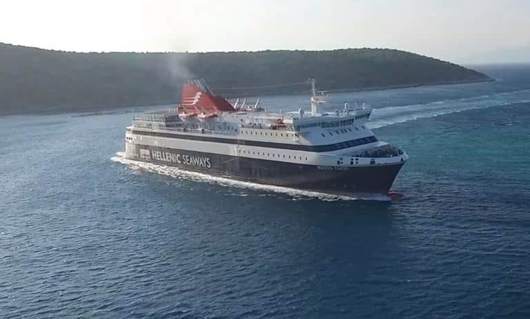 Watch: The Stupendous Maneuver Of High-Speed Ro-Pax Vessel ‘Nissos Chios’