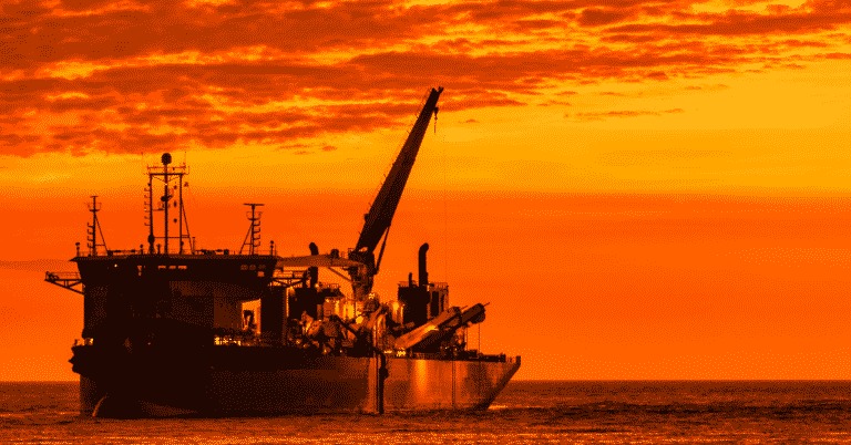 Understanding Offshore Lifting Operations And Engineering Analysis