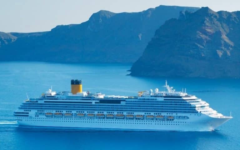 8 Ways Cruise Ships Can Cause Marine Pollution