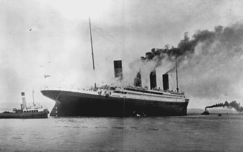 Titanic sinking