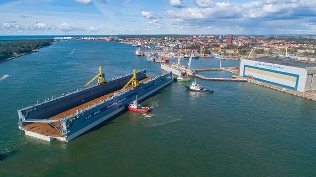 largest floating dock for servicing Post-Panamax, Panamax and Aframax vessels was delivered to Klaipeda