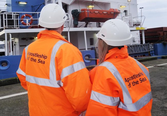 Seafarers’ Charity ‘Stella Maris’ Helps Crew Whose Ship Goes Adrift
