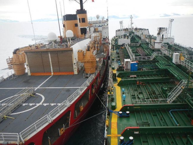Photos: US’ Only Heavy Icebreaker Completes Antarctic Treaty Inspections