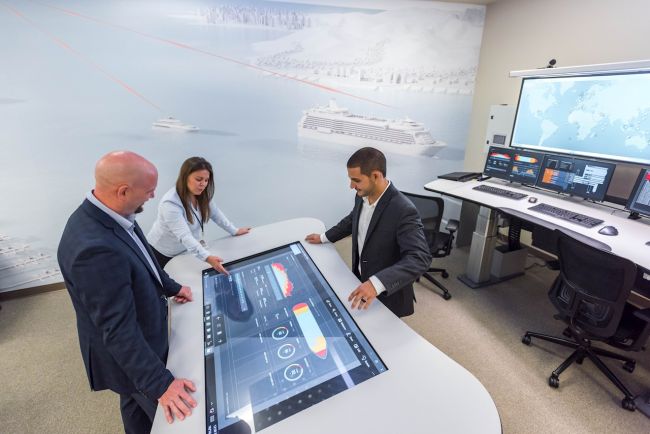 ABB experts offer maintenance services 24-7 from eight ABB Ability™ Collaborative Operations Centers