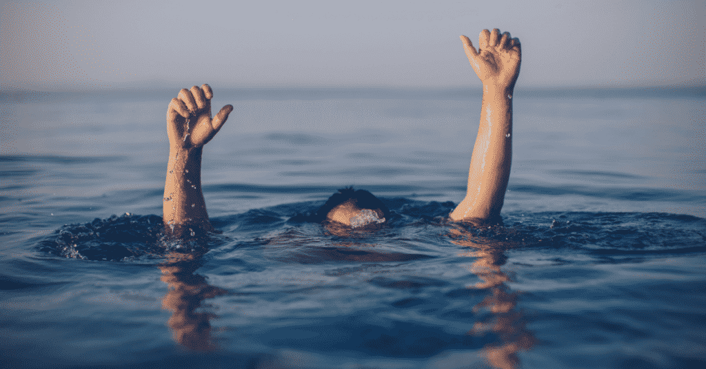 Real Life Incident Crew Member Falls Into Water, Loses Life From Cold Water Immersion