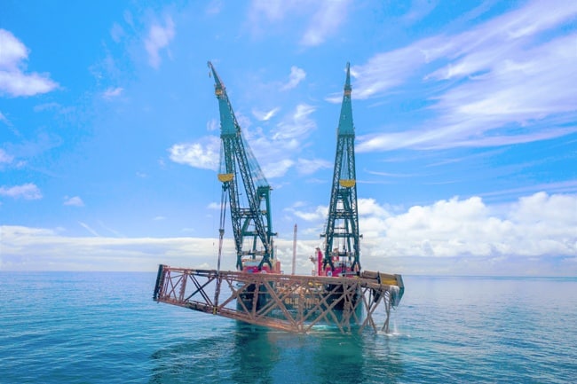 World’s Largest Crane Vessel ‘Sleipnir’ Breaks Records At The Jotun Field