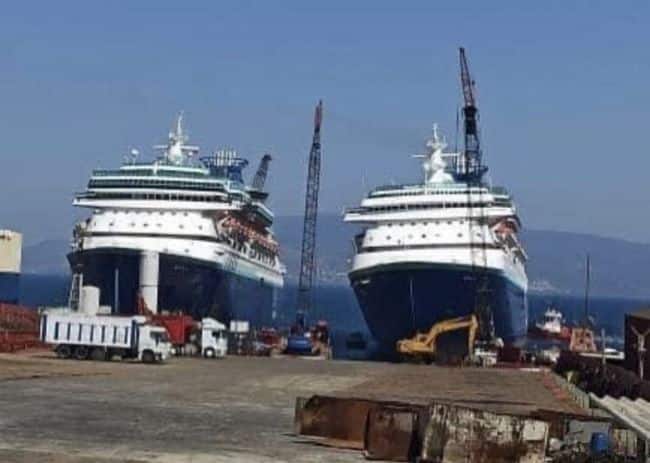 World’s First “Megaship” At The End Of Its Journey As It Awaits Scrapping