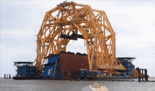 Watch: Massive Cranes Arrives For Salvage Operation Of MV Golden Ray
