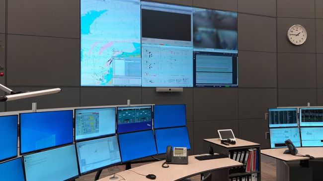 Full access to vital VTS information is provided by the Wärtsilä Navi-Harbour WebVTS 5.0 software application, thereby enhancing the operational safety of Wintershall Noordzee’s offshore installations.