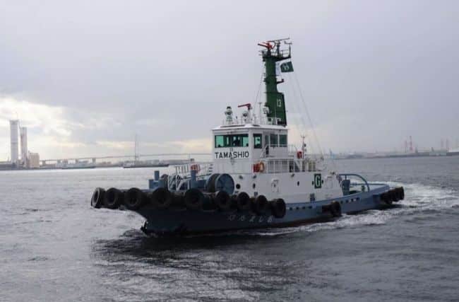 MOL green oil japan - tug Tamashio