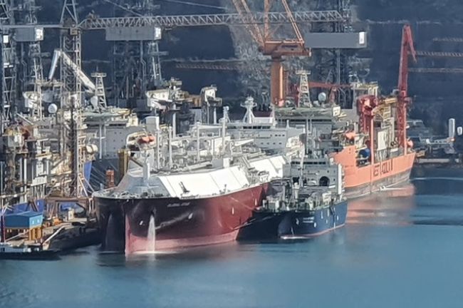 KR And DSME Complete World’s First STS LNG Bunkering For Gas Trial