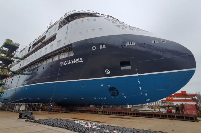 Launching-of-the-Sylvia-Earle-expedition-cruise-vessel-of-the-ULSTEIN-CX103-design