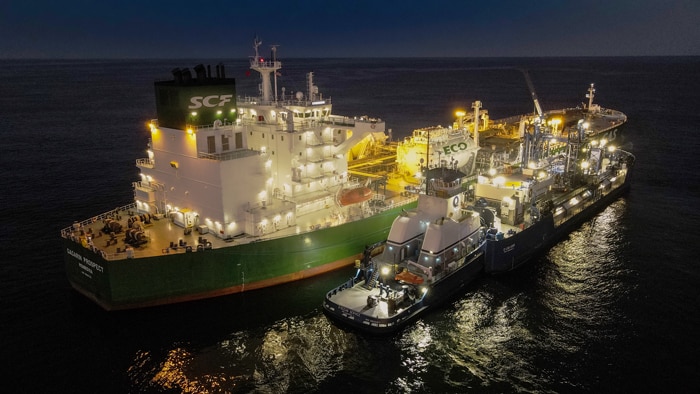 Sovcomflot Snd Shell Complete First Ever LNG Aframax Tanker Fuelling In USA