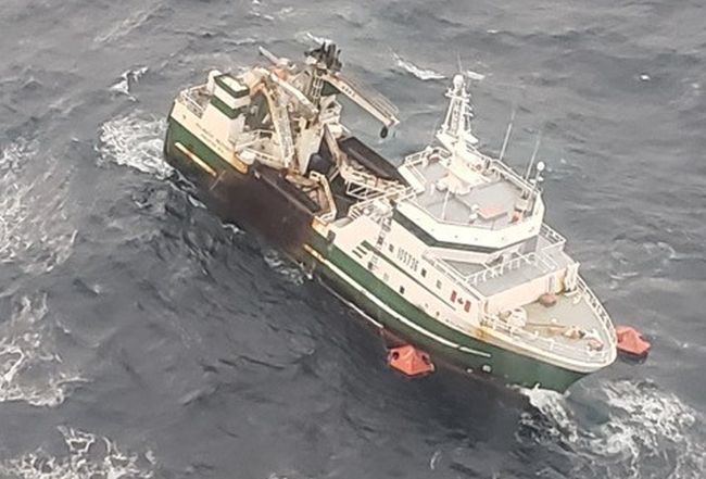 US-Canada Coast Guard Jointly Rescue 31 Seafarers From A Blazing Vessel