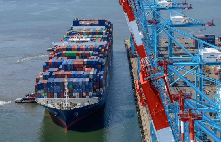 APM Terminals Elizabeth Welcomes Largest Container Ship To Call US East Coast