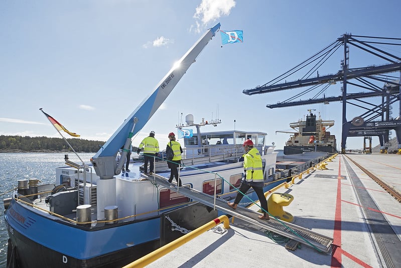 First container barge shuttle service - Stockholms Hamnar- Per-Erik Adamsson - Ports of Stockholm - Per-Erik Adamsson