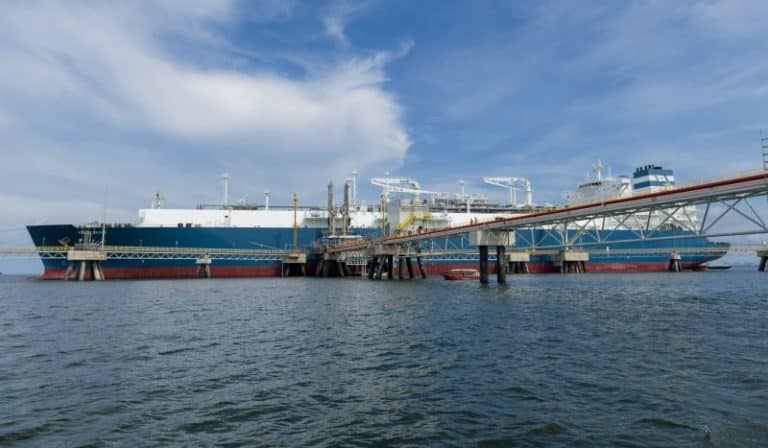 Höegh LNG Inks Agreement On Seaborne Logistics For Green Hydrogen With Gen2 Energy