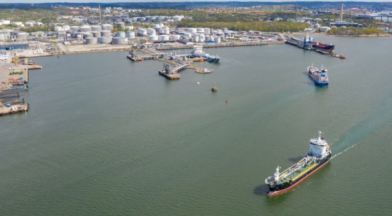 World’s First Energy Port To Offer Shoreside Power For Tankers From 2023 In Gothenburg