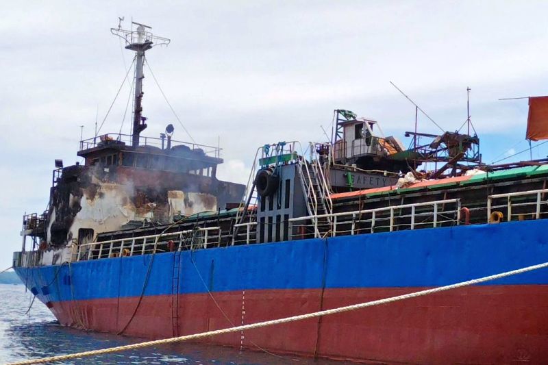 Crew Members Rescued From A Cargo Vessel Damaged By Unexpected Fire