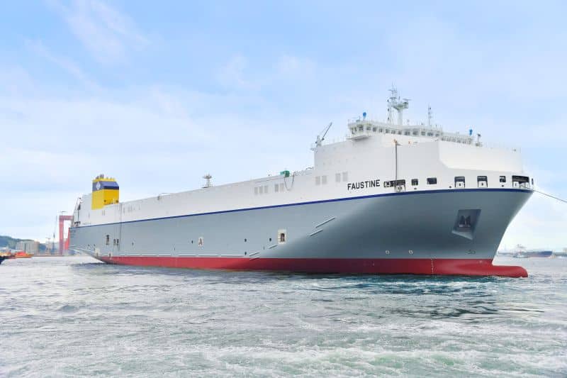 Hyundai Mipo delivers Korea's first LNG-powered ro-ro